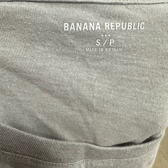 Banana Republic Compass Tee Shirt - Picture 2 of 3
